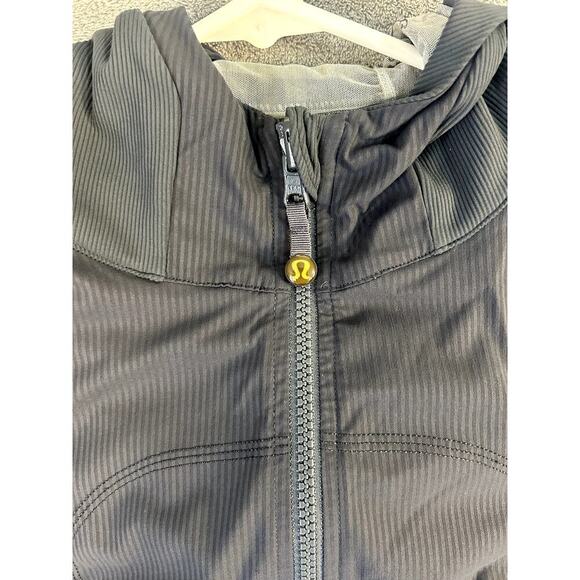 Lululemon Women’s Reversible Lightweight Running Jacket Gray Size 8 - Picture 3 of 9
